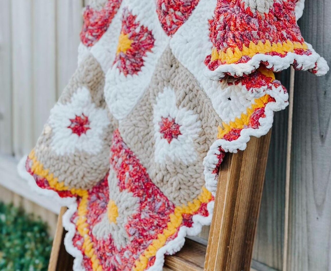 Chunky Daisy Check Throw Crochet Pattern